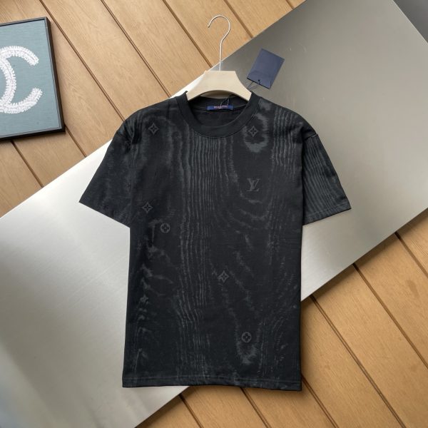 High Quality Louis Vuitton Short Sleeves Black Cotton Print Style