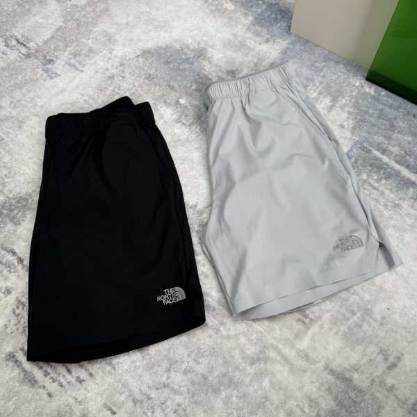 Premium The North Face Shorts Black Classic Style