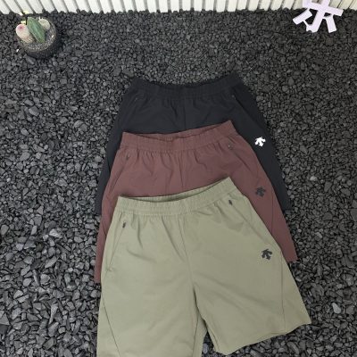 High Quality Descente Shorts Black Logo Luxury