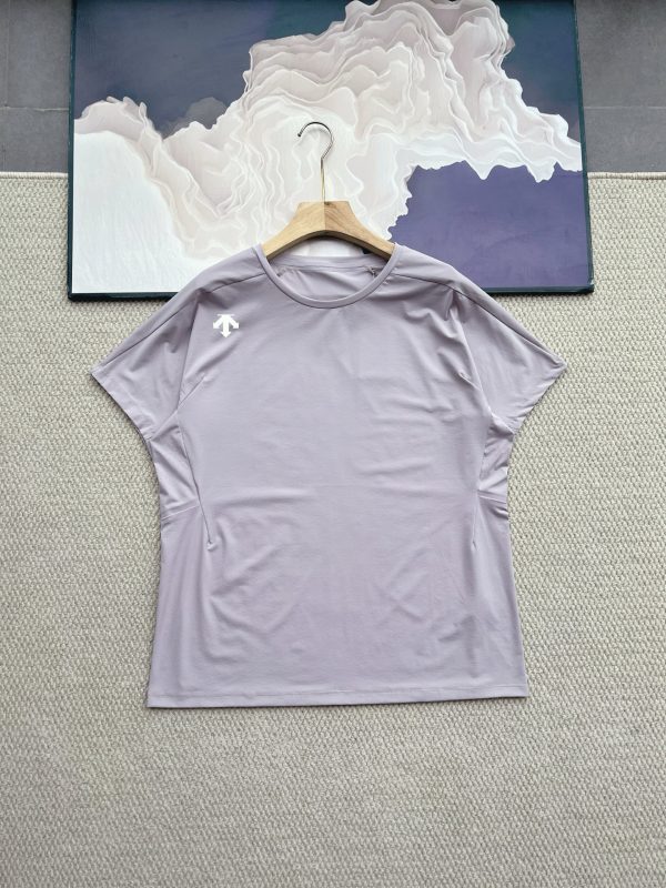 Best Selling Descente T-Shirt Black Casual Collection