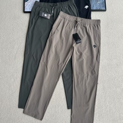 High Quality Descente Trousers Black Nylon Casual Style