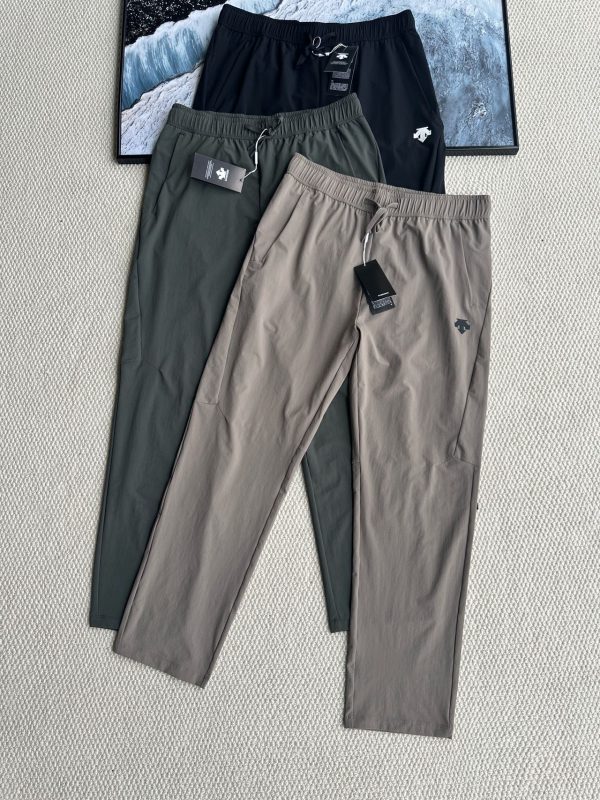High Quality Descente Trousers Black Nylon Casual Style