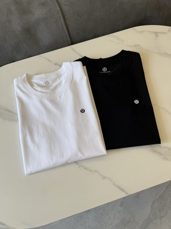High Quality Lululemon Short Sleeves Black Logo Collection