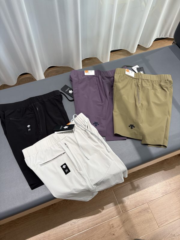 Premium Quality Descente Shorts Black Collection