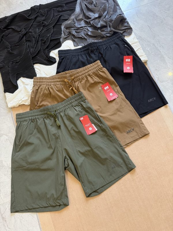 High Quality Helly Hansen Shorts Green Casual Collection