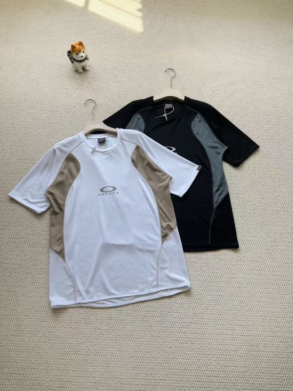Luxury Oakley Short Sleeves Black Logo Collection