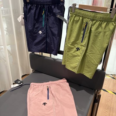 Luxury Descente Shorts Green Collection