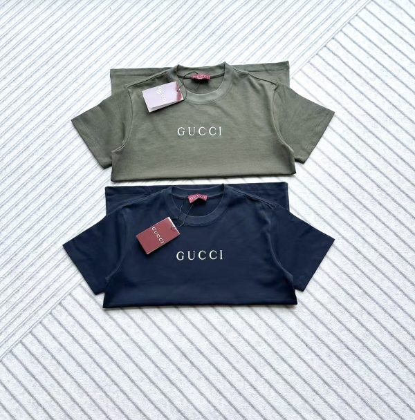 Luxury Gucci Short Sleeves Green Cotton Logo Style