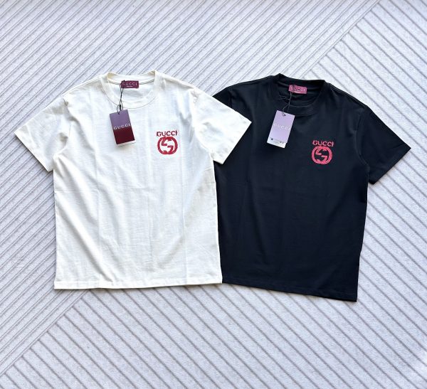 Best Selling Gucci Short Sleeves Red Cotton Classic Collection