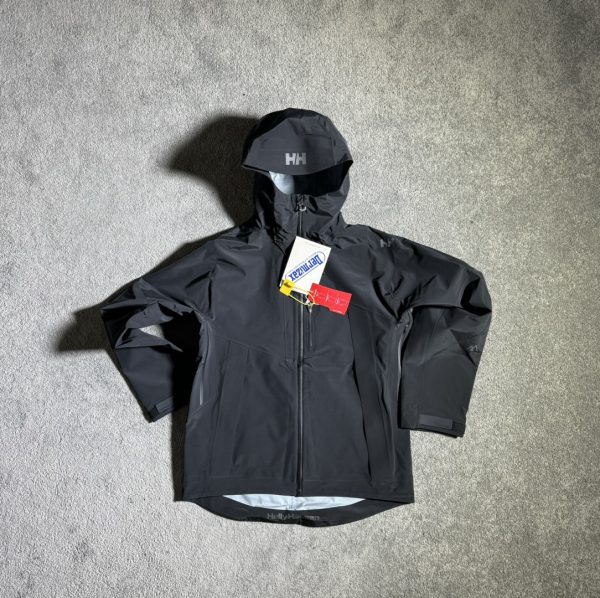Premium Quality Helly Hansen Jackets Black Elegant Luxury