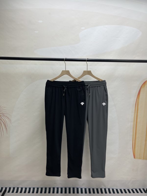 Luxury Descente Pants Black Nylon Casual Collection