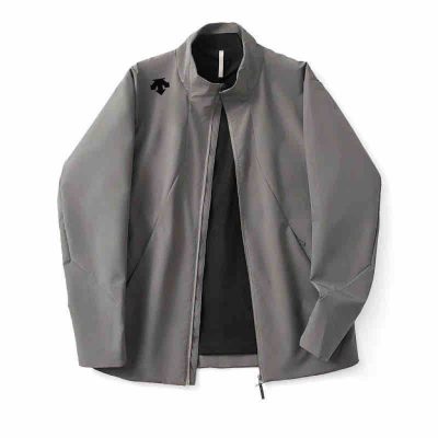 Premium Quality Descente Jacket White Chic Collection