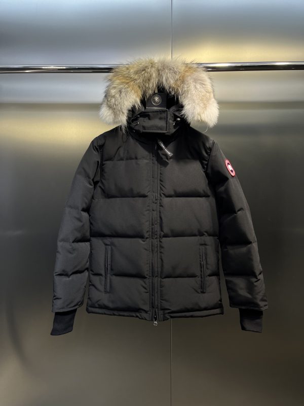 High Quality Canada Goose Jackets White Fleece Classic Style