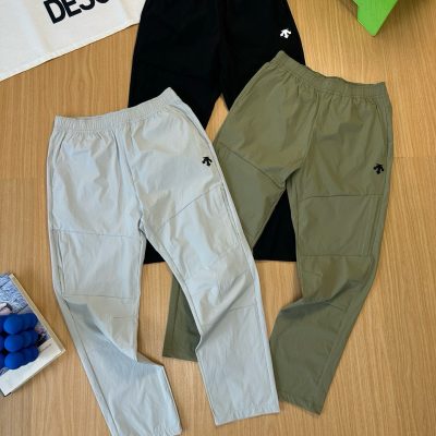 Best Selling Descente T-Shirts Black Solid Collection