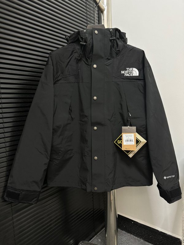 Luxury The North Face Jackets Classic Style