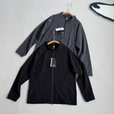 Premium Descente Coat Black Nylon Casual Collection