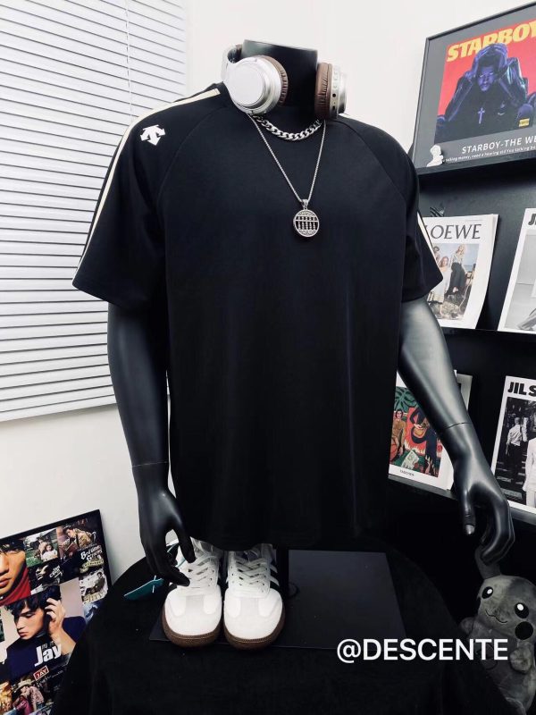 Luxury Descente Short Sleeves Black Casual Collection