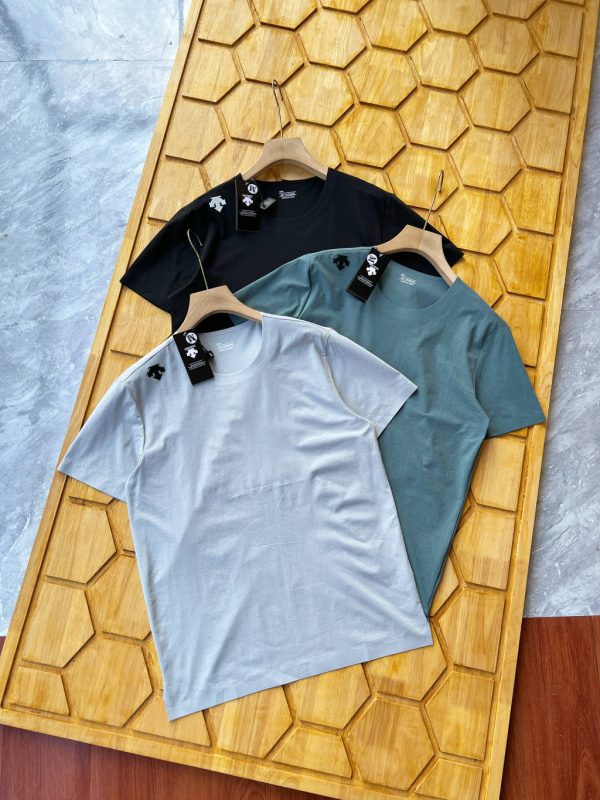 Premium Descente Short Sleeves Black Collection