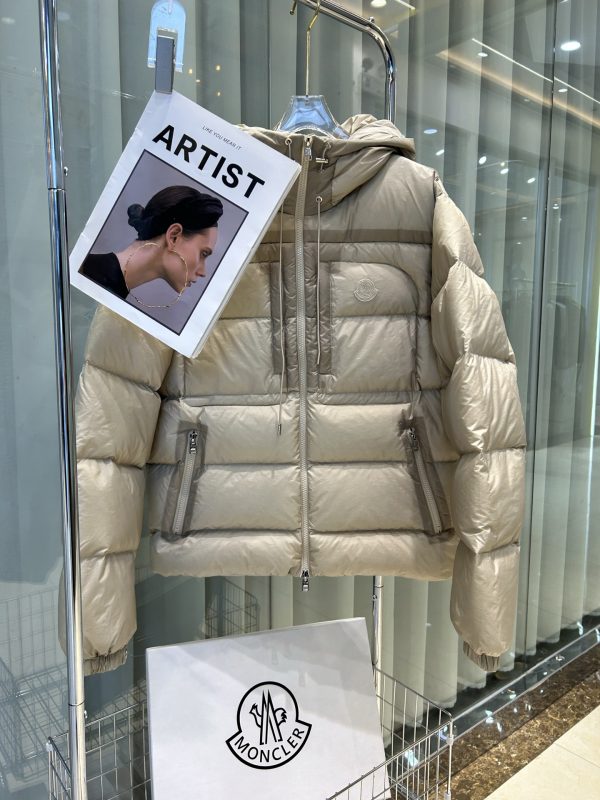 High Quality Moncler Down Jacket White Collection