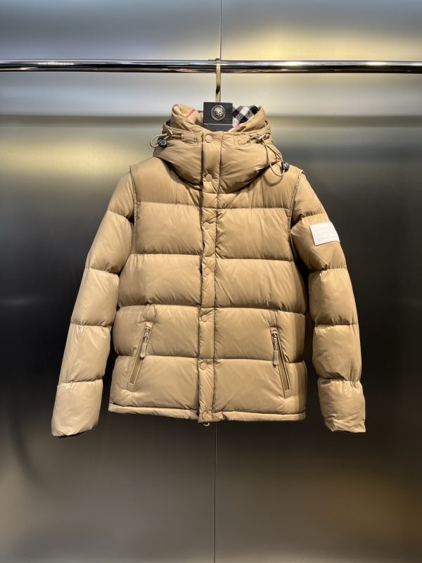 Premium Burberry Down Jackets Black Retro Style
