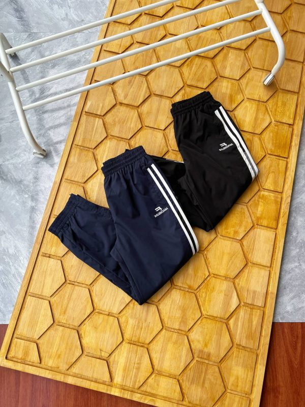 High Quality Balenciaga Sweatpants Black Embroidered Luxury