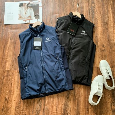 High Quality Toms Vest Blue Cotton Embroidered Luxury