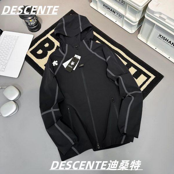 Best Selling Descente Long Sleeves Black Solid Luxury