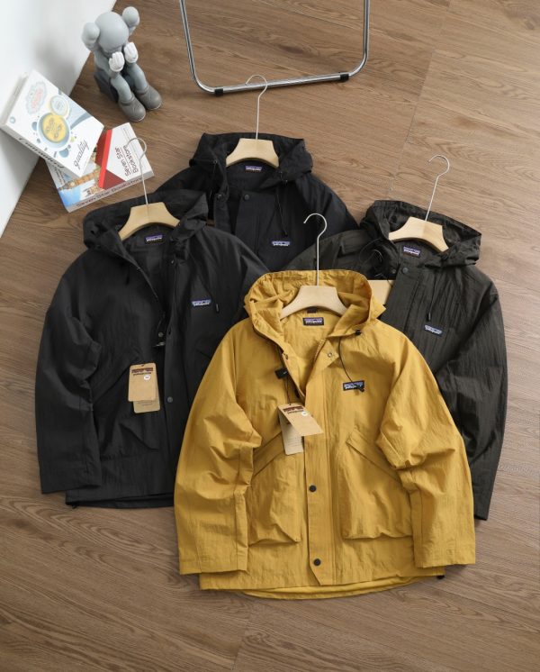 Premium Patagonia Jackets Black Logo Style
