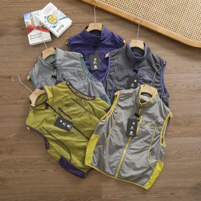 Best Selling Patagonia Vest Gold Logo Style