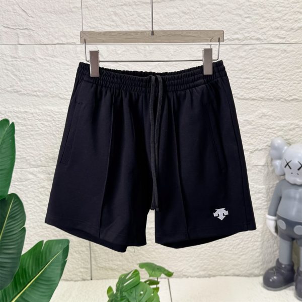 Luxury Descente Shorts Black Solid Collection