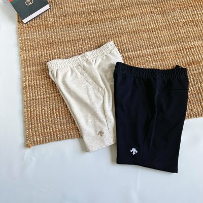 Luxury Descente Shorts Black Cotton Solid Luxury